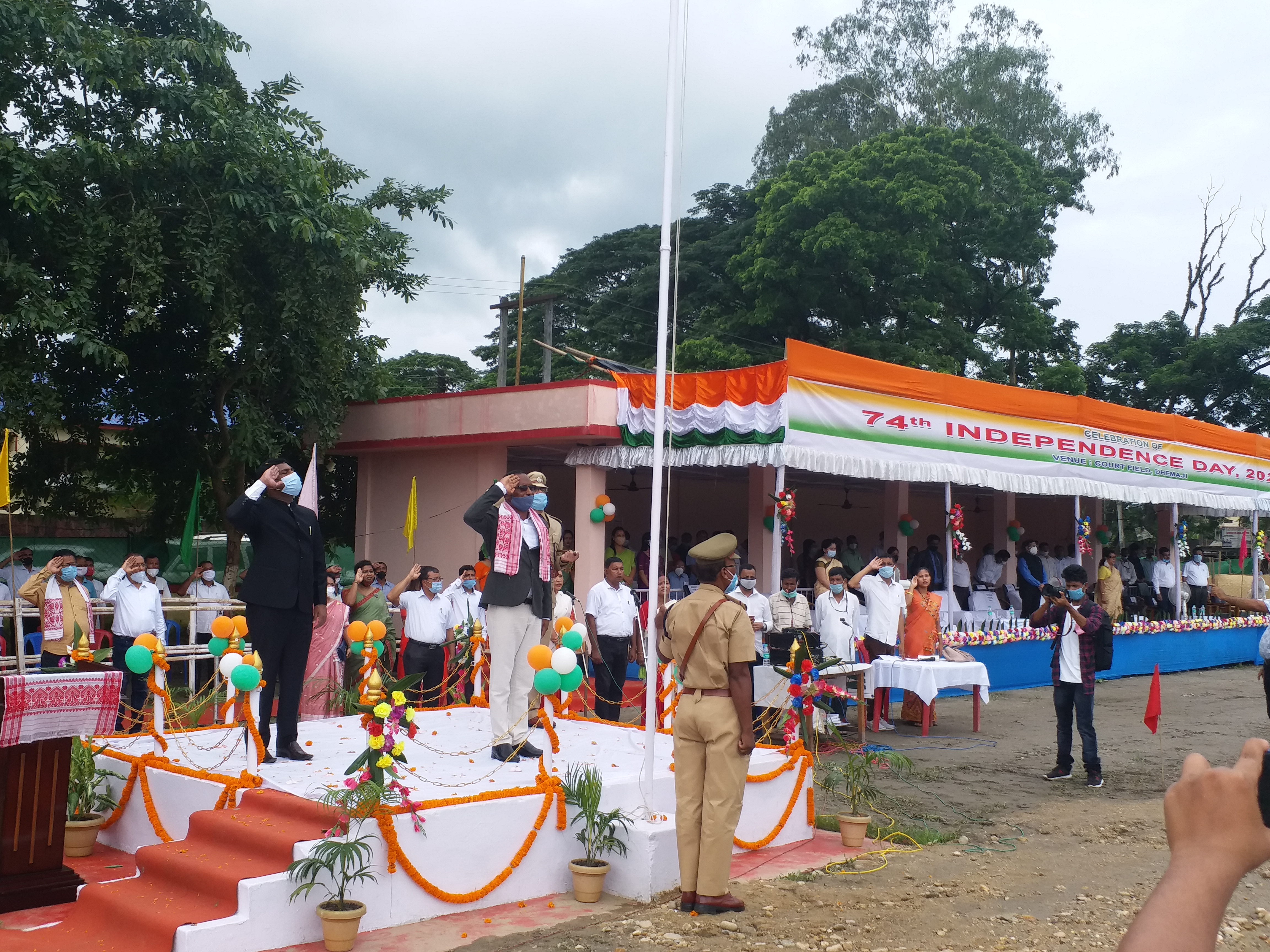 ধেমাজিত নিস্তেজ পৰিৱেশৰ মাজত ৰাষ্ট্ৰীয় পতাকা উত্তোলন