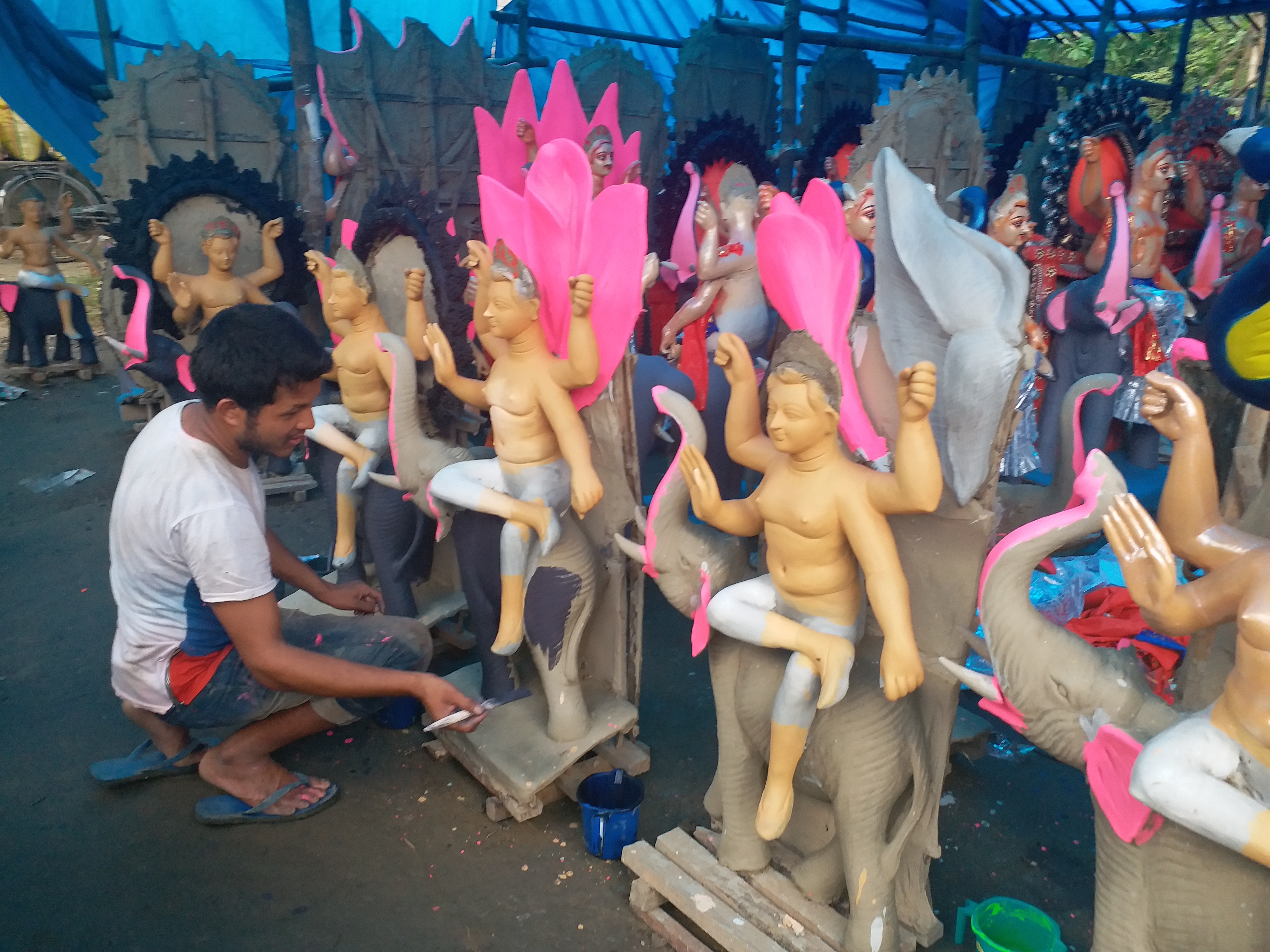 potters busy for final touch on Biswakarma statue