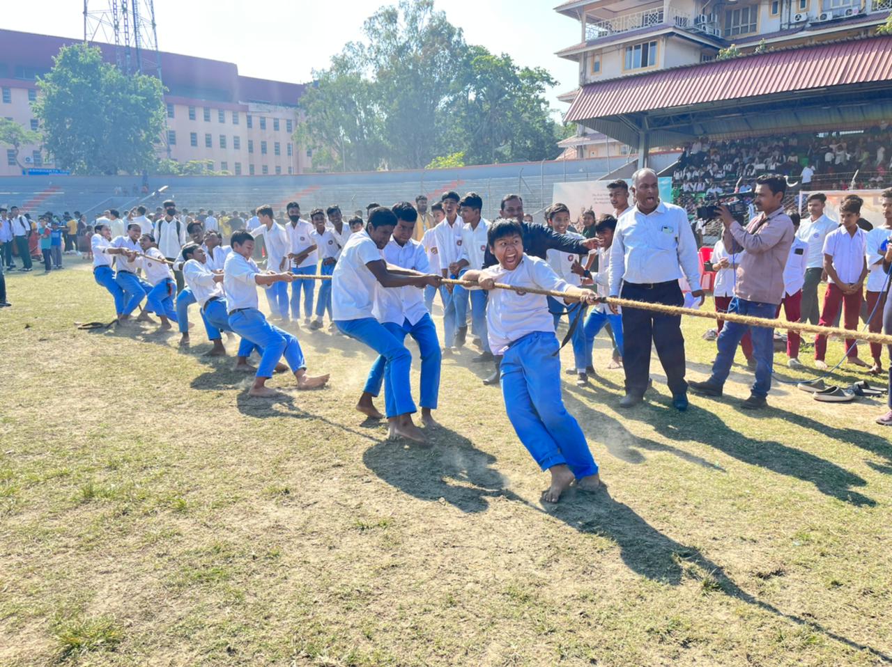 ৰচী টনা খেল