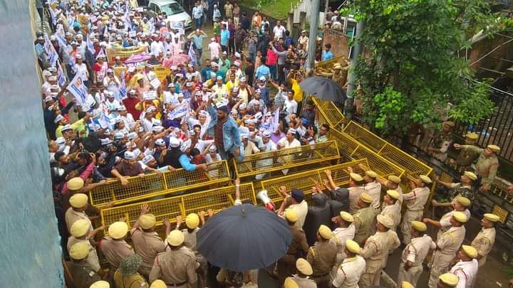 Aam Aadmi Party strongly protest in Ganeshguri