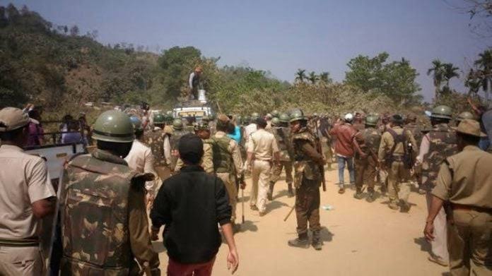 Tension grips Assam Meghalaya border