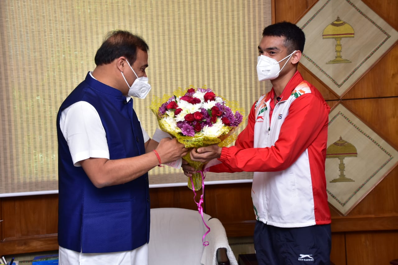 boxer shiva thapa meet cm