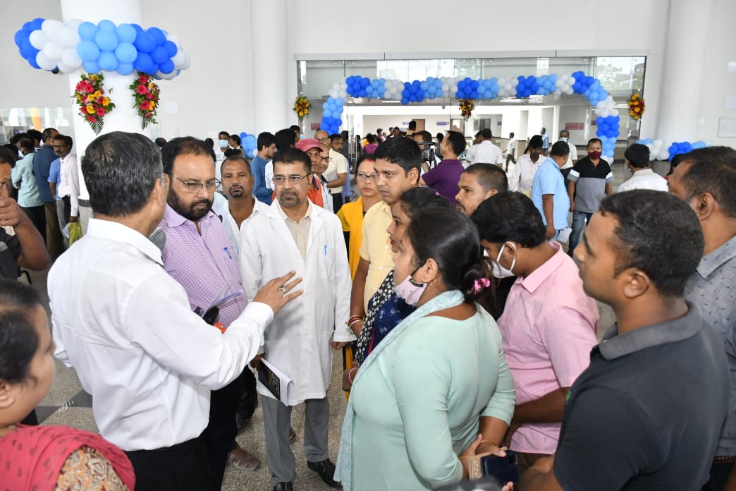 patient-crowd-on-first-day-of-guwahati-cn-center