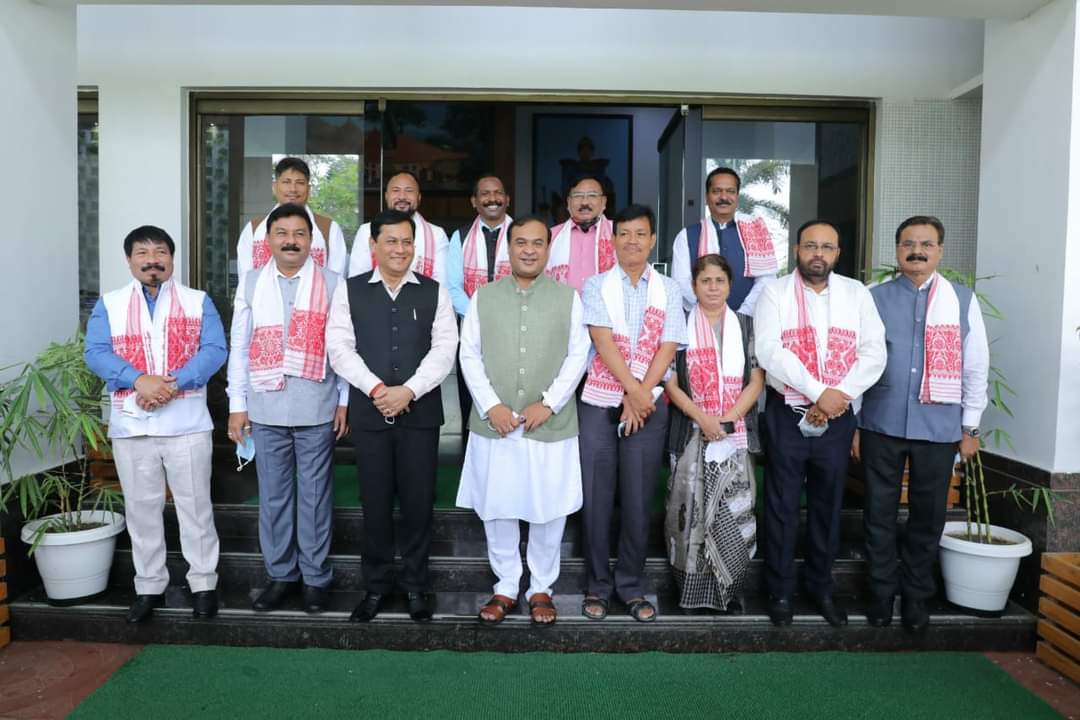 team himanta meet sonowal