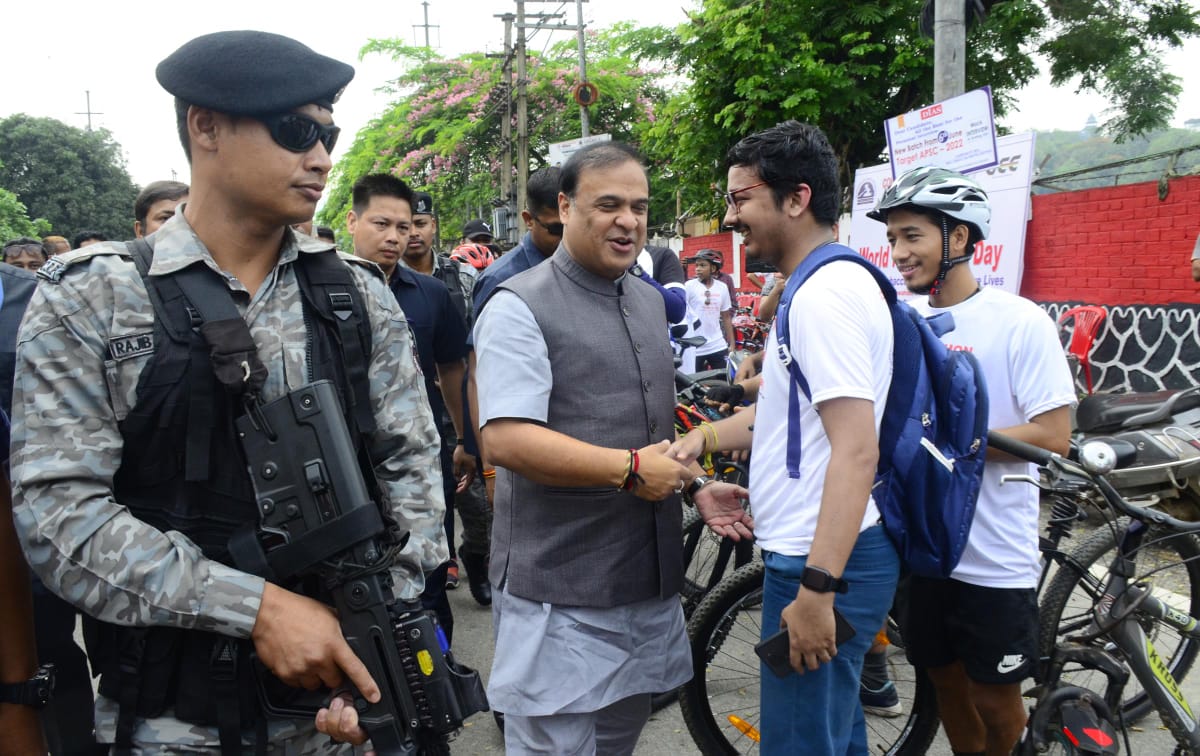 বিশ্ব ধঁপাত বিৰোধী দিৱসৰ চাইক্ল'থনত মুখ্যমন্ত্ৰী