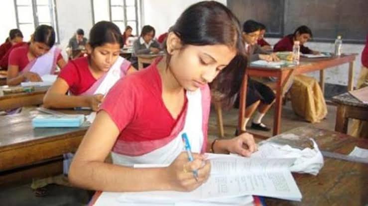 internet-available-only-in-4-dot-32-per-cent-schools-in-assam