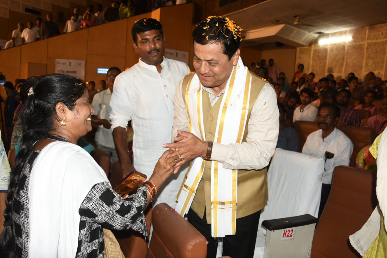 Sarbananda Sonowal in visakhapatnam