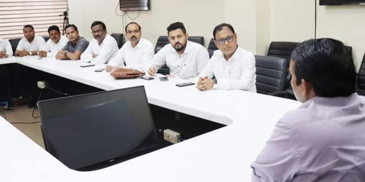 AASU leadership holds meeting with Managing Director of APDCL