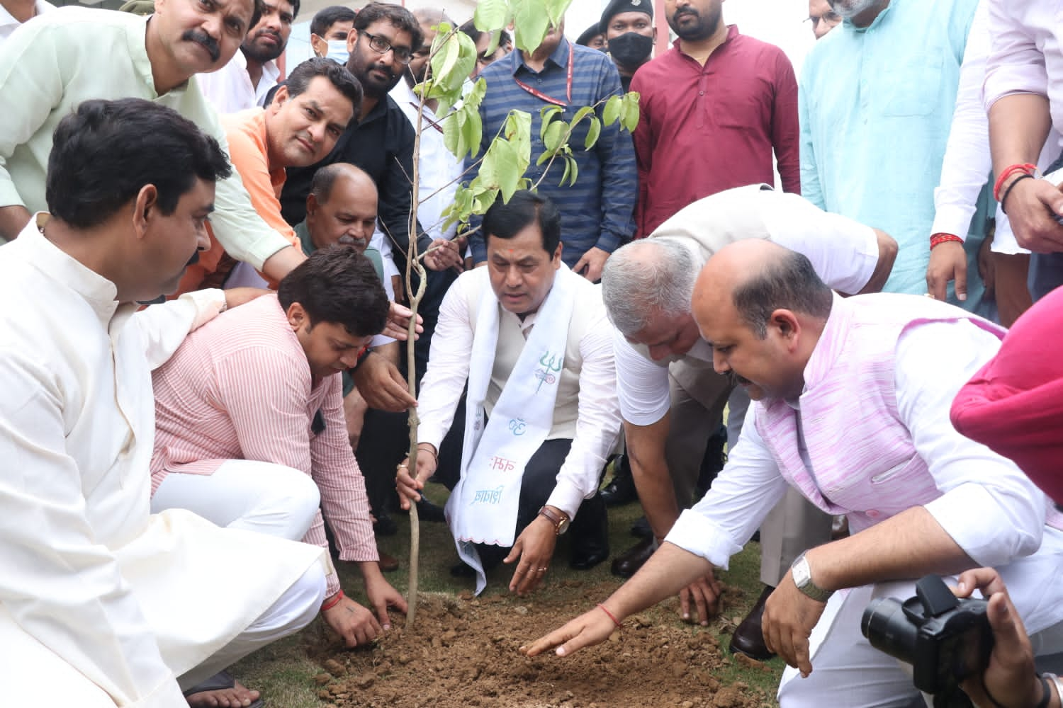 ৰাষ্ট্ৰীয় য়ুনানী ঔষধ প্ৰতিষ্ঠানত কেন্দ্ৰীয় মন্ত্ৰী সৰ্বানন্দ সোণোৱাল