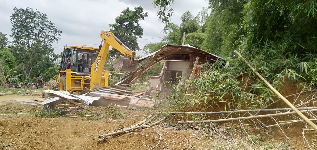 FOREST DEPERTMENT EVICTION DRIVE IN KARIMGANJ