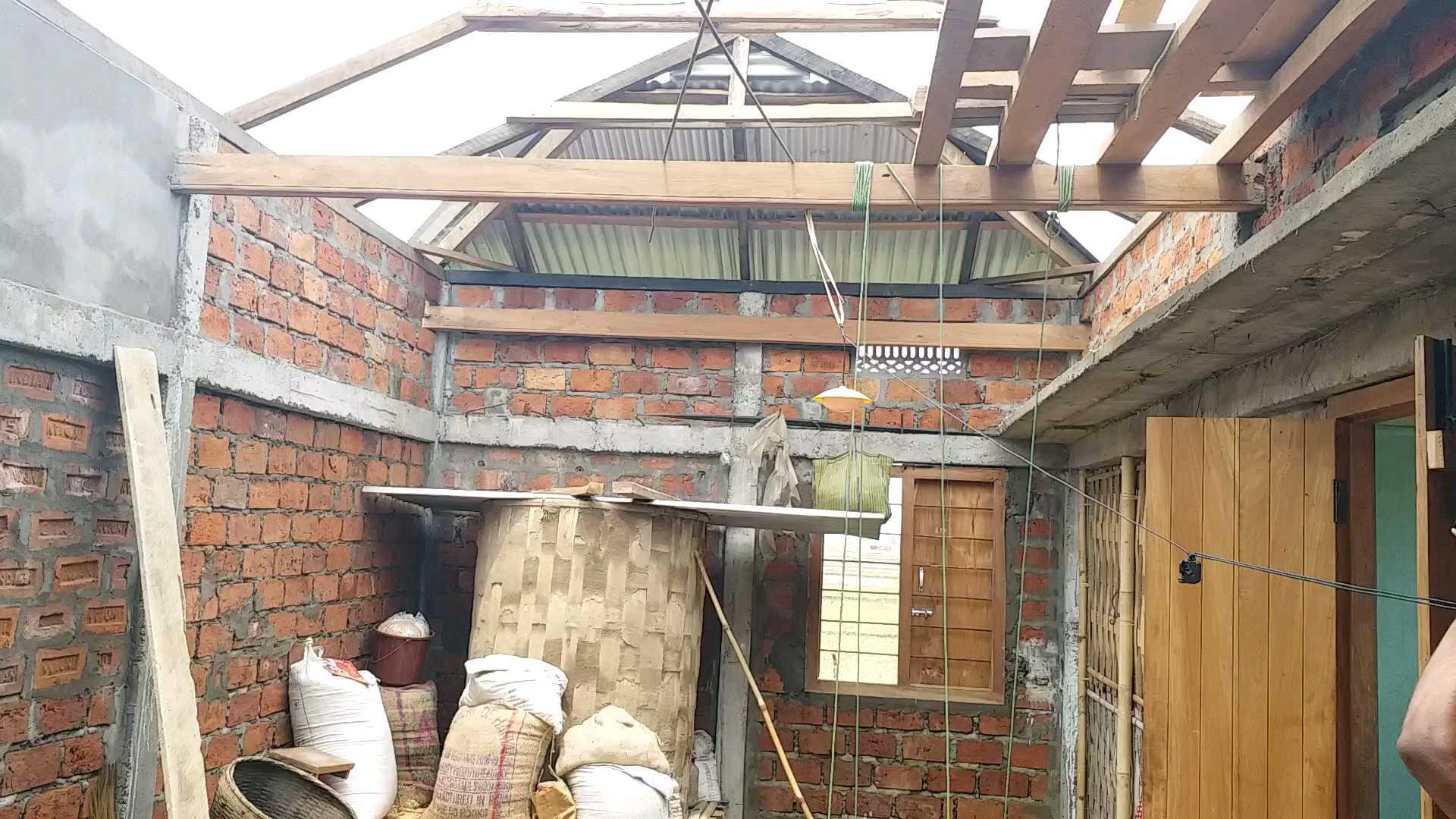 CYCLONE DESTROYED SEVERAL HOUSES