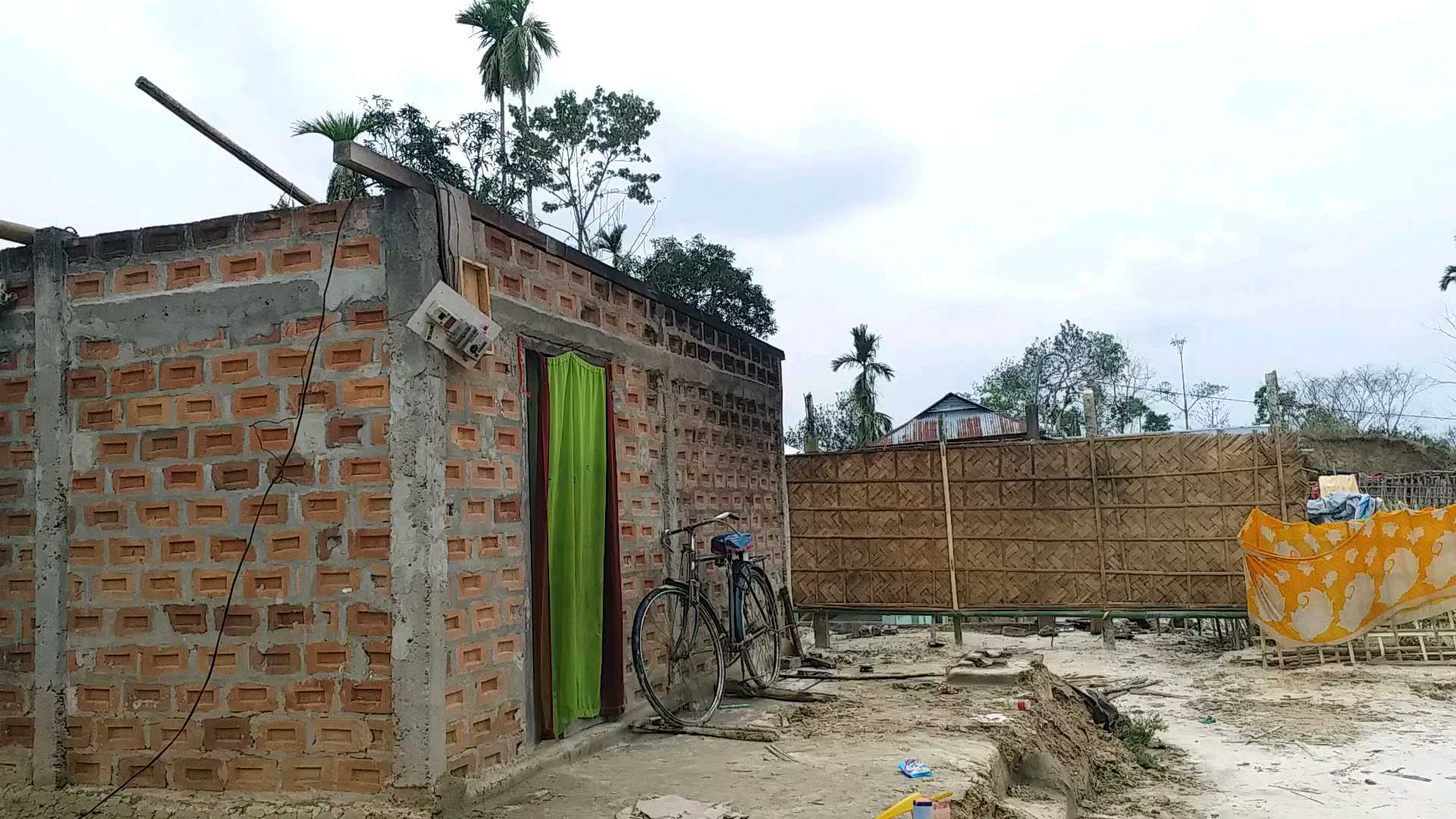 CYCLONE DESTROYED SEVERAL HOUSES