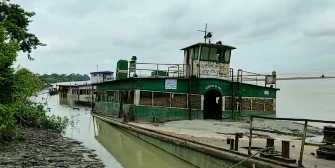 many ferries lying on Nimati ghat