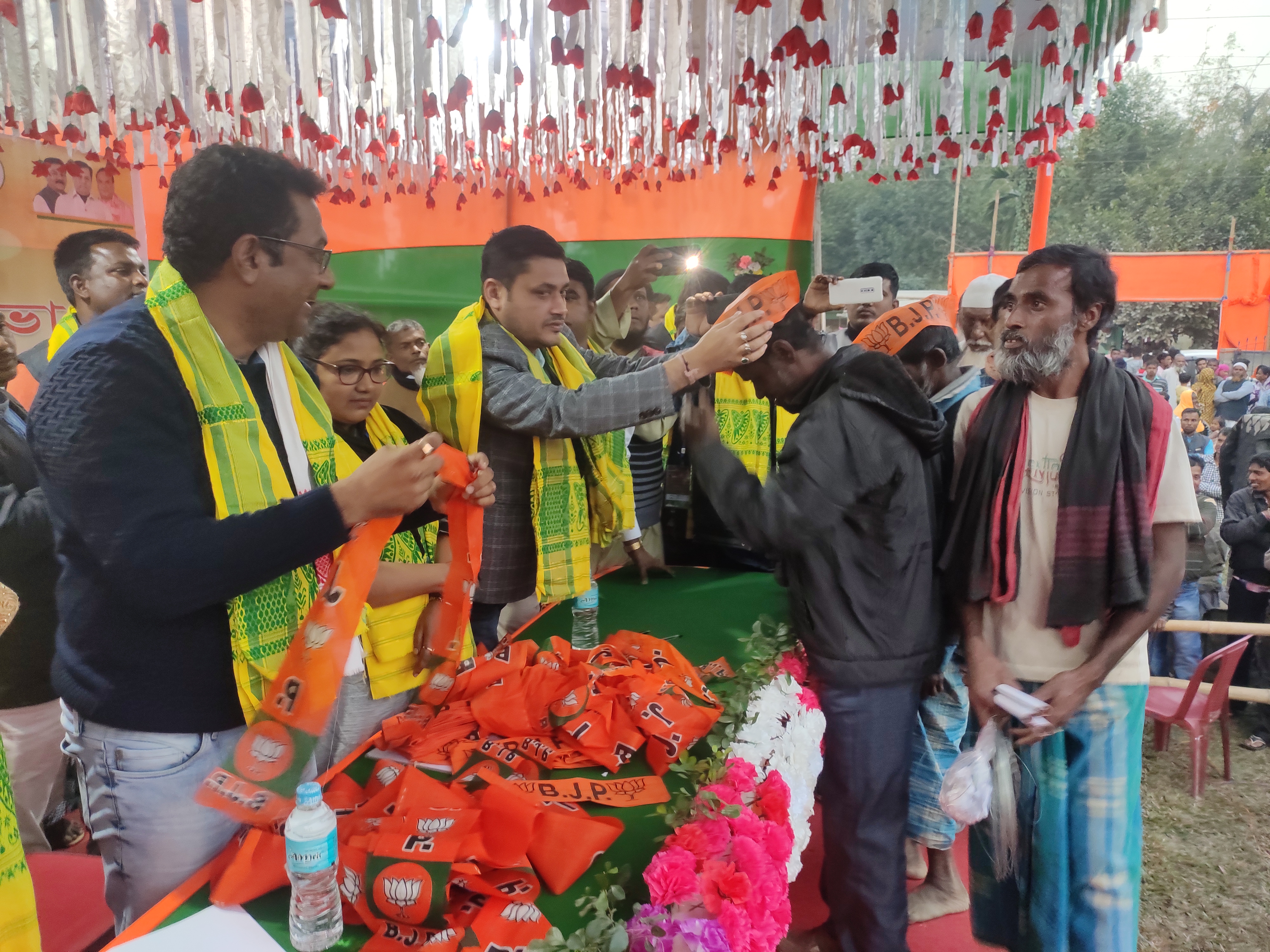 THOUSAND OF CONGRESS AND AIUDF MEMBERS JOINING IN BJP