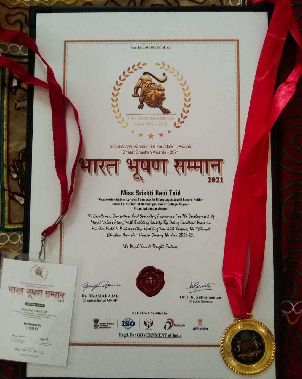 Bharat Bhushan Award to sristi rani taid