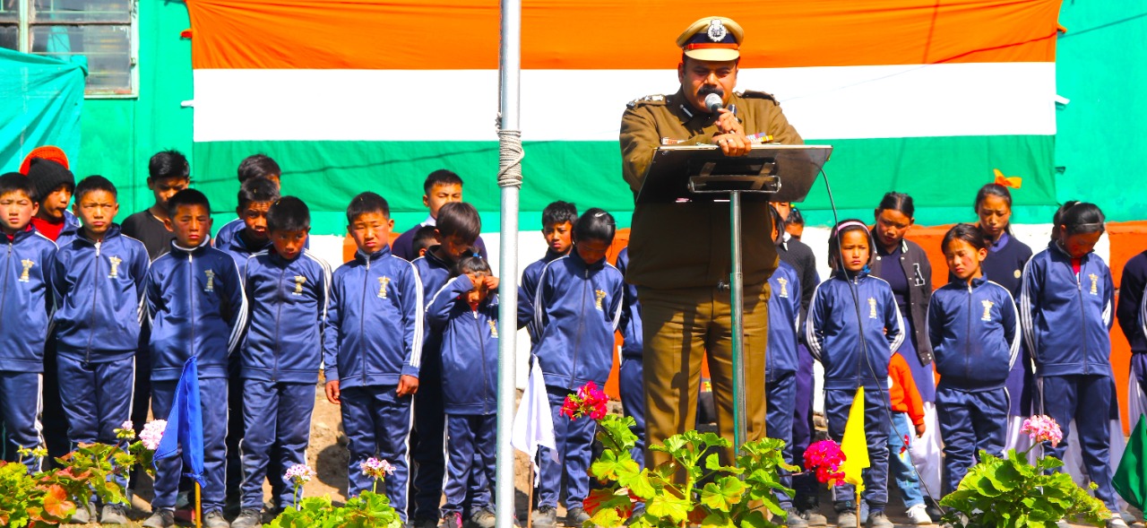 Jemithang on the Indo China border