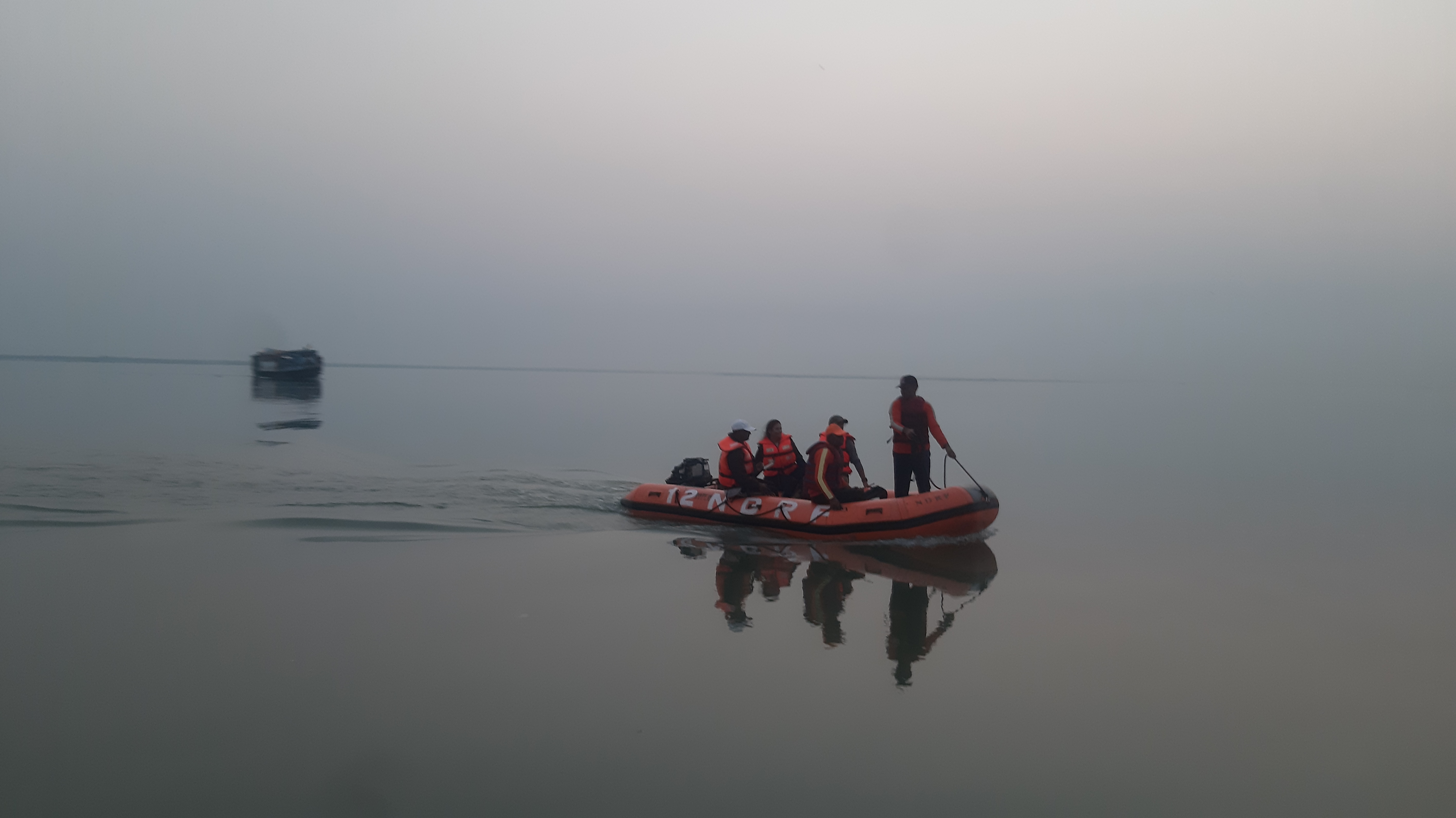 'ব্ৰহ্মপুত্ৰ আমন্ত্ৰণ' অভিযানৰ দায়িত্বত থকা ১৭ জনীয়া দল উপস্থিত হ'ল তেজপুৰত