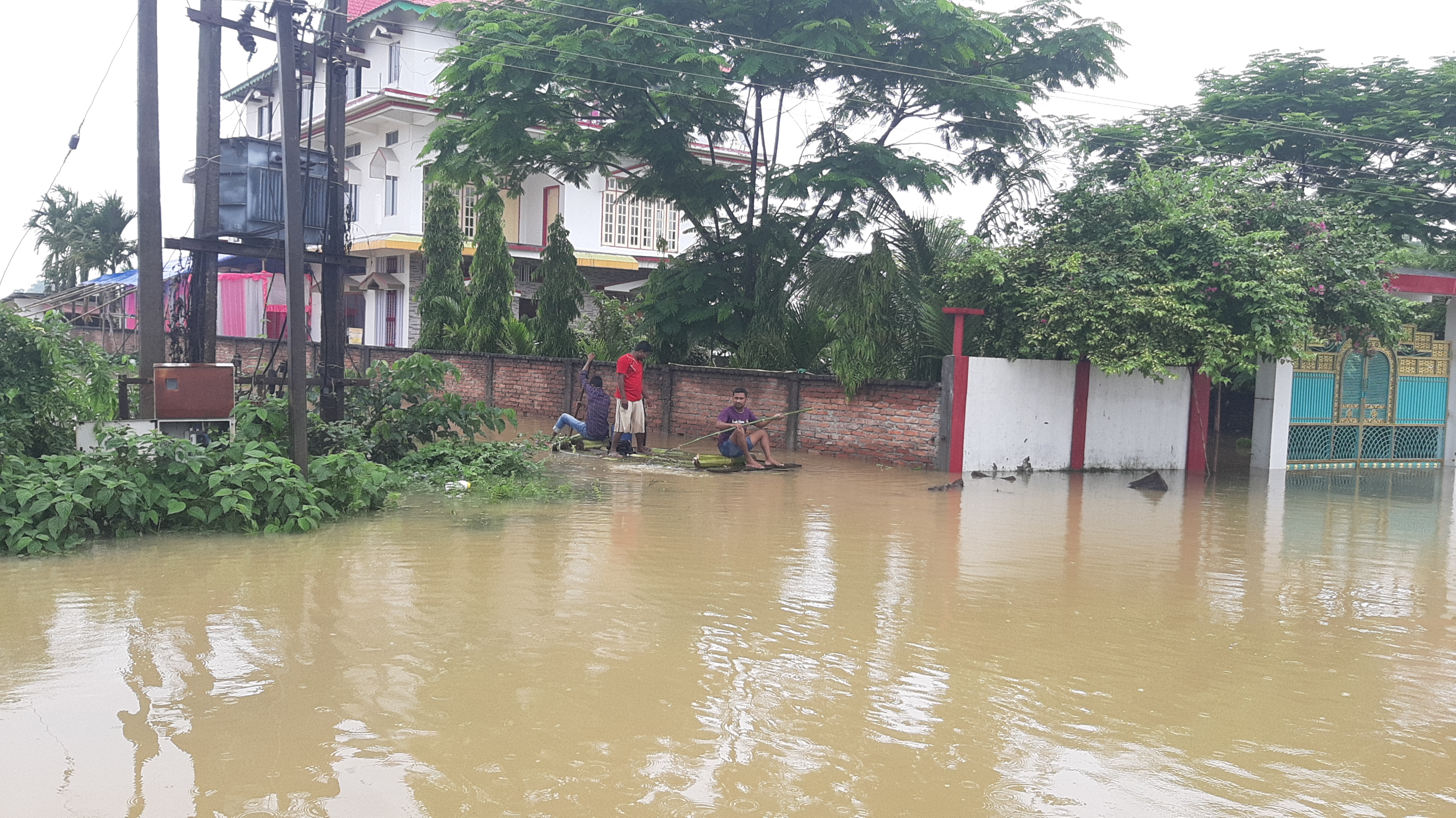 Flood situation become critical in Tezpur