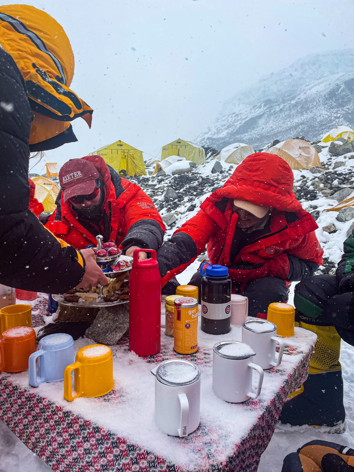 Climbers hold world's highest tea party on Everest