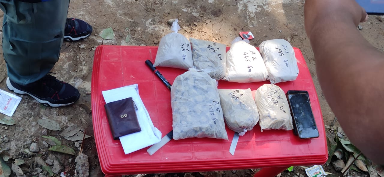 suspected Morphine seized at dilai in Diphu