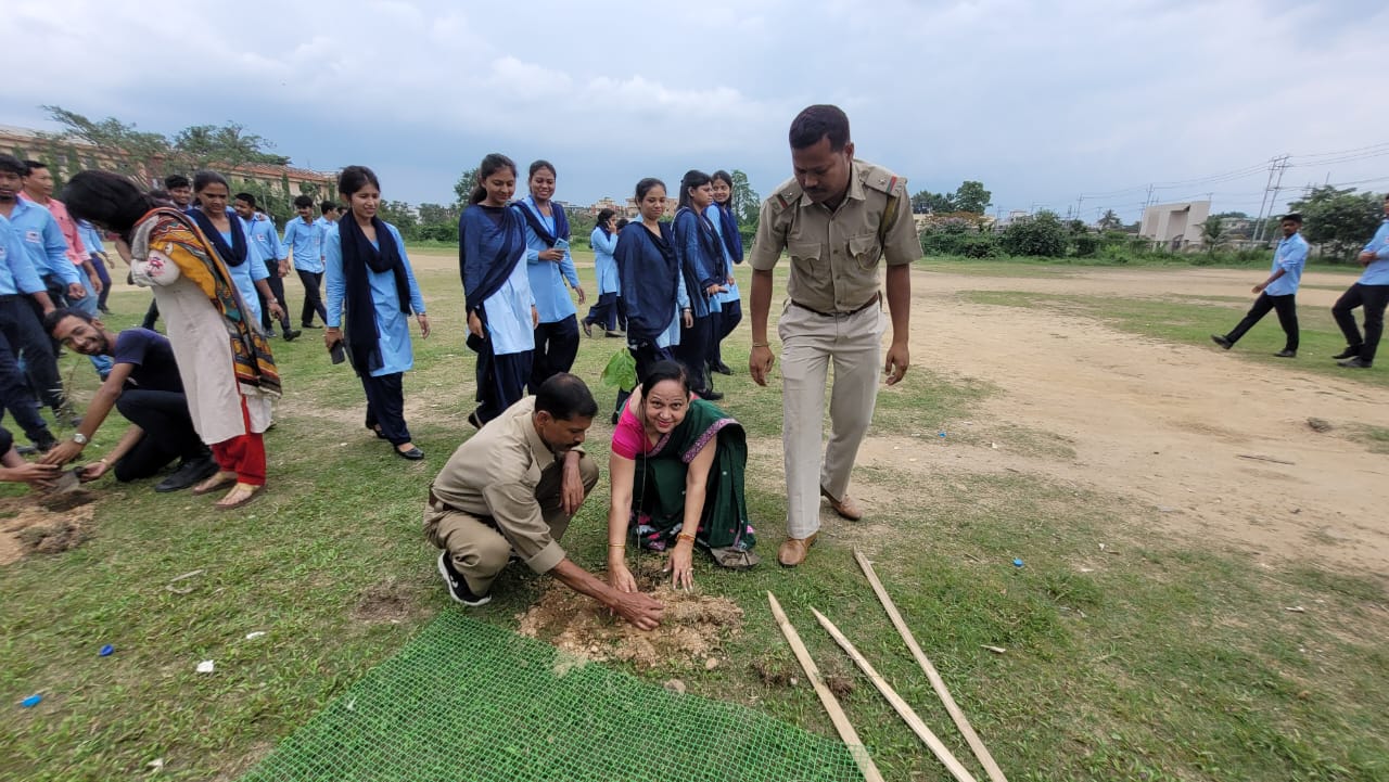 planting of saplings on campus of iti guwahati