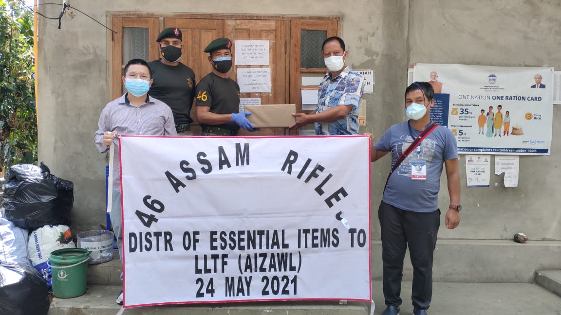 Assam Rifles donates essential commodities to Task Forces of Aizawl