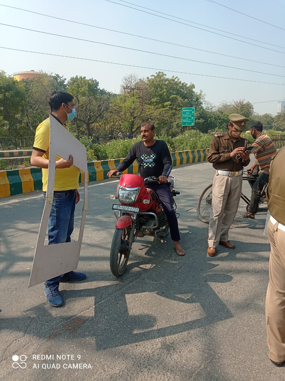 Traffic Rule Awareness Campaign: نوئیڈا میں ٹریفک قوانین کے تئیں بیداری مہم