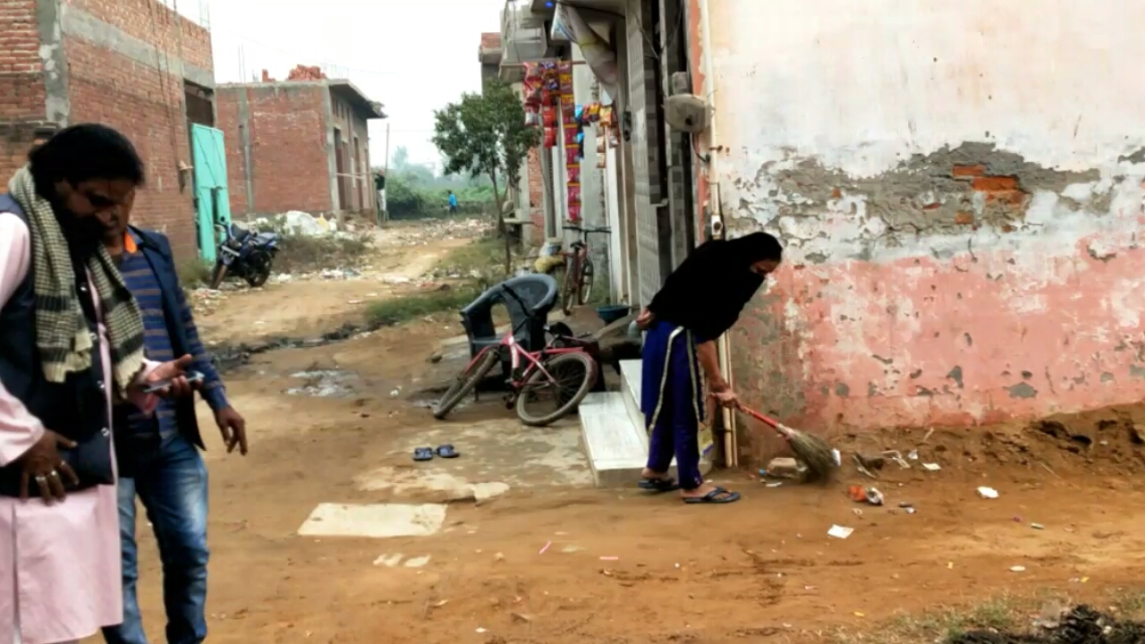 Residents of Anjum Colony are disturbed by the negligence of the municipality