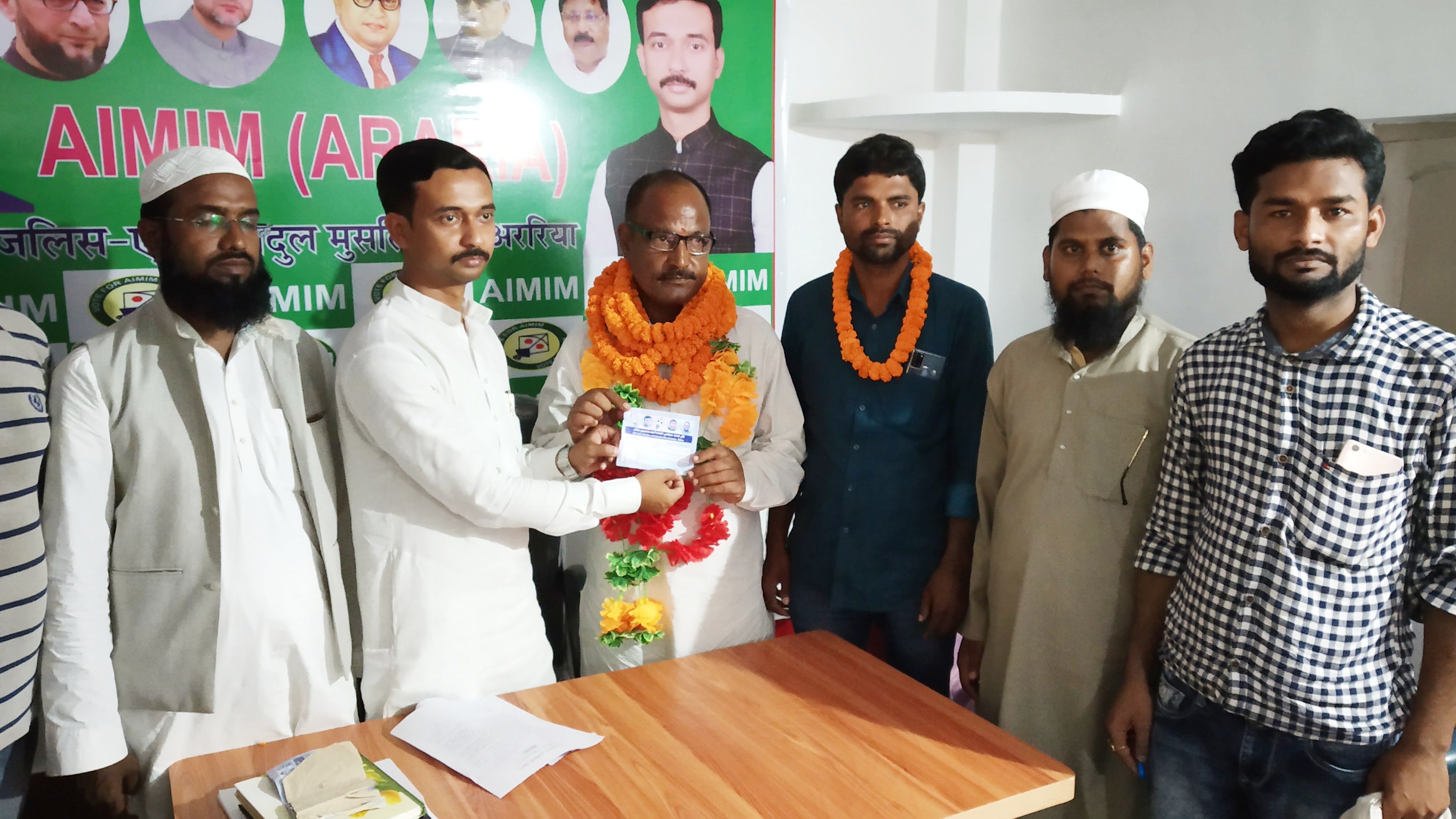 Former ZIP member Prabhash Jha joined AIMIM In araria