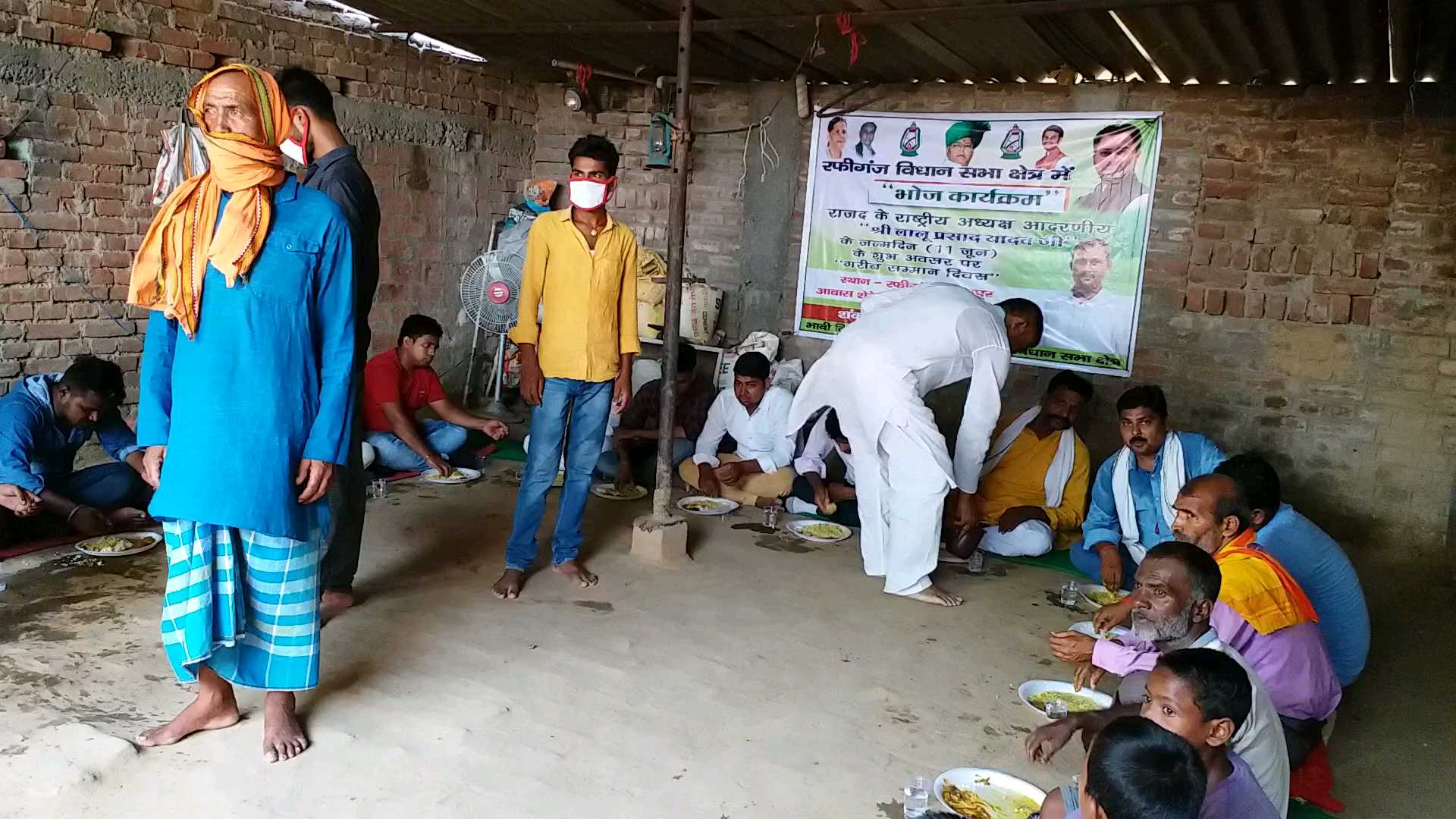 Food served to 73 thousand people on 73rd birthday of lalu yadav