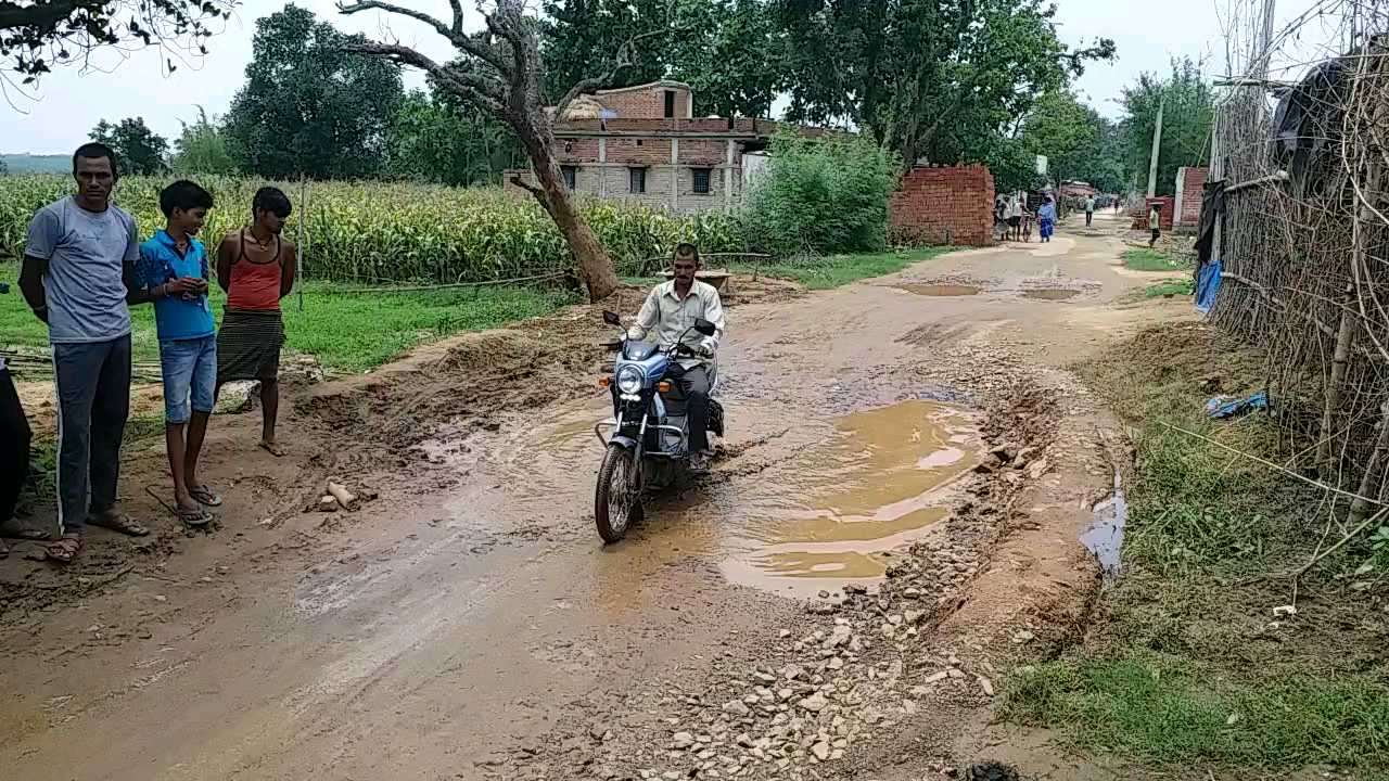 वाहन चालकों को सताता है हादसे का डर