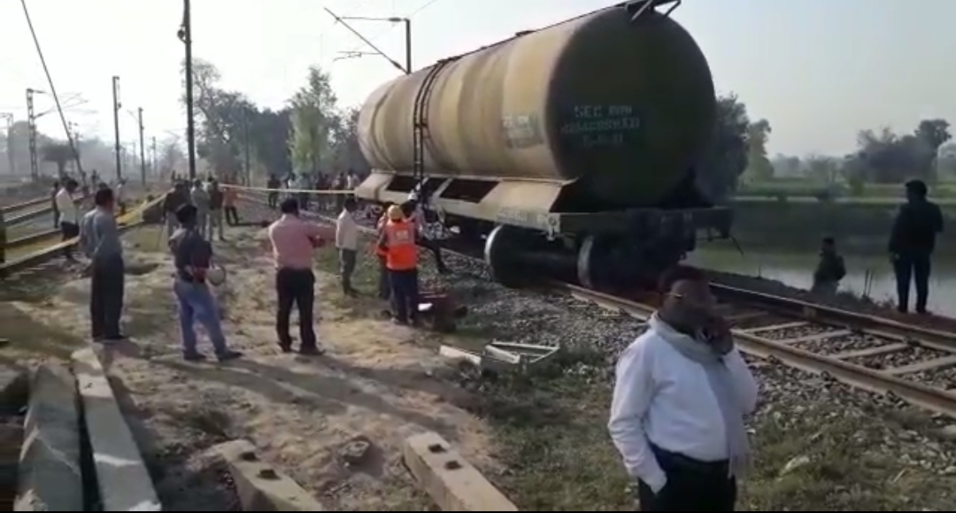 begusarai train derail