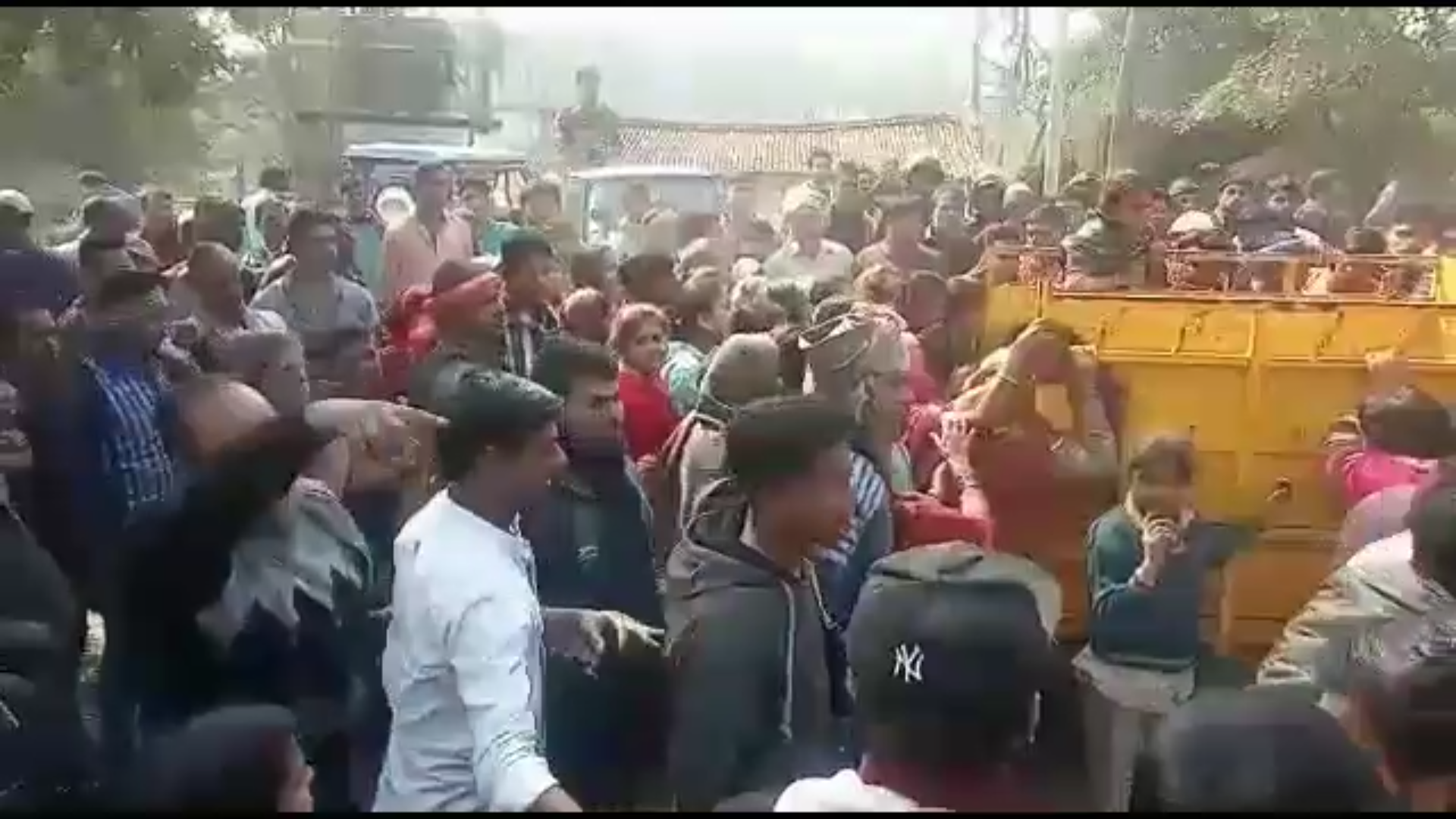 बेगूसराय में बवाल