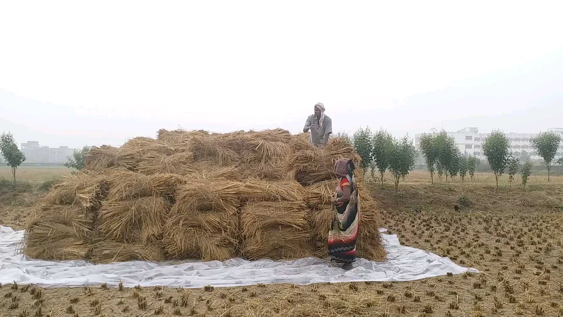 protest against government due to the farm laws in buxar