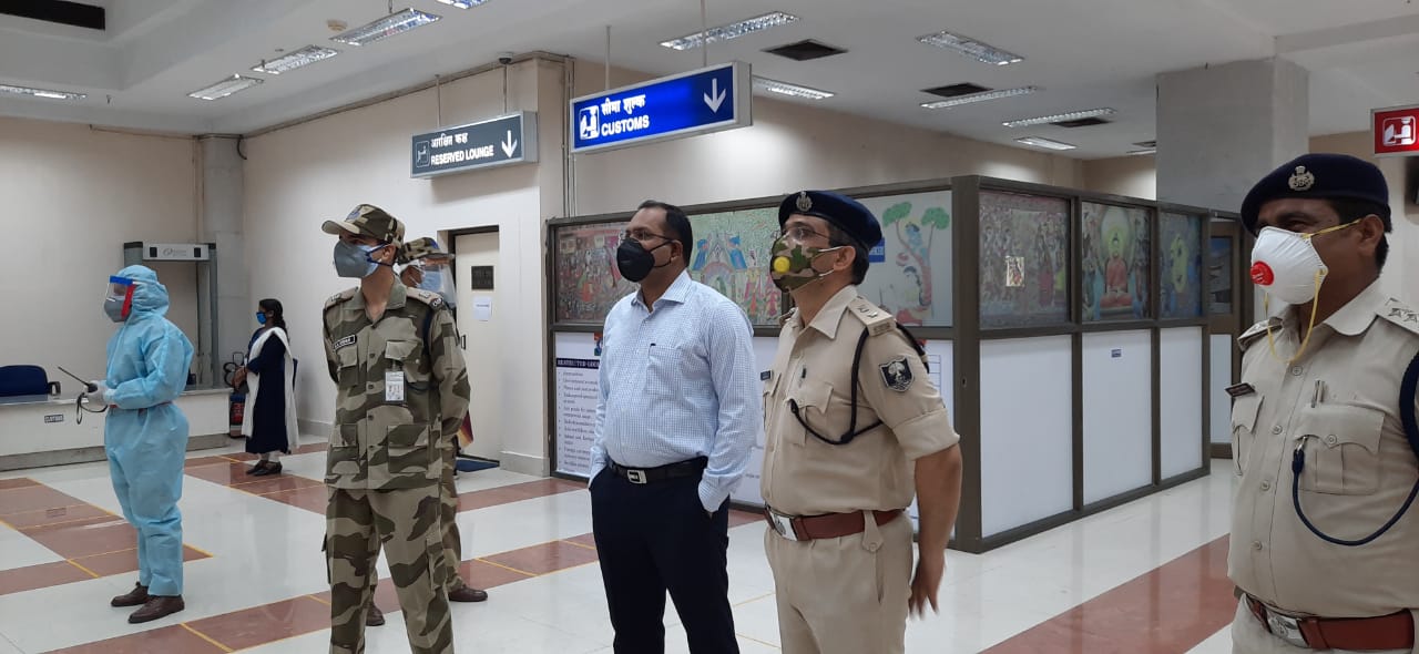 migrant passengers from muscat arrive at gaya airport