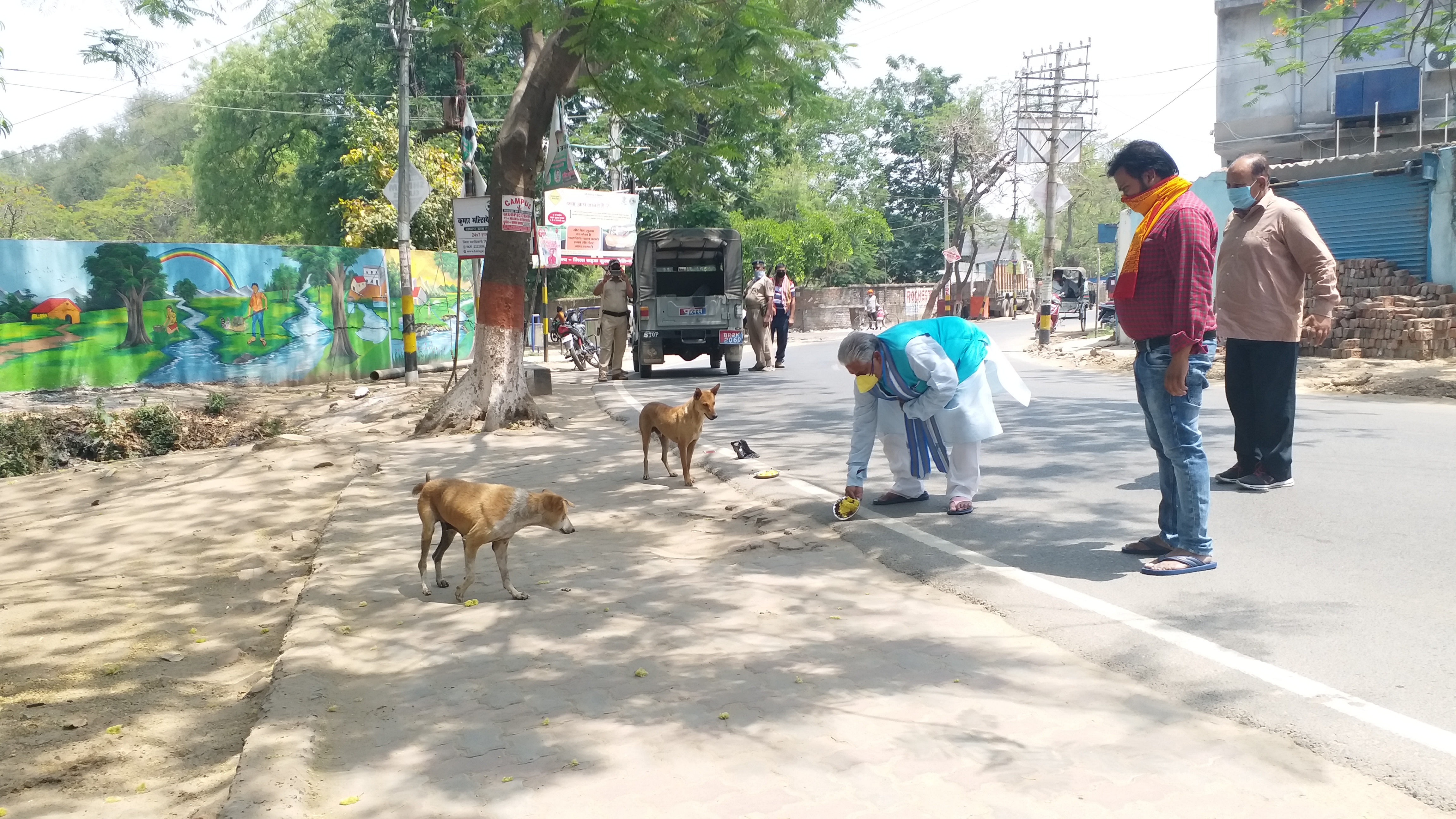 खिलाते