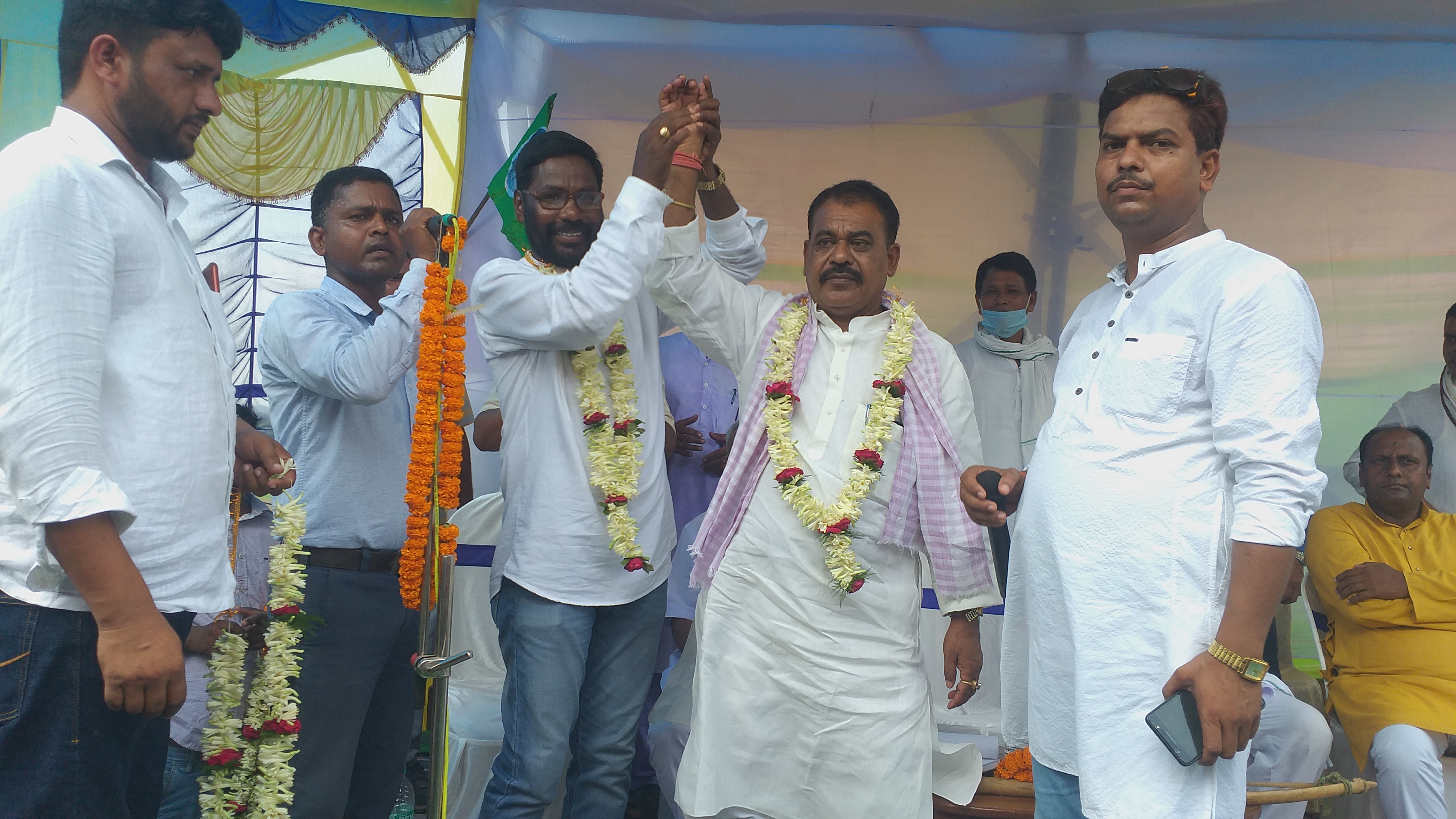 Former BSP state general secretary joined JMM with thousands of supporters