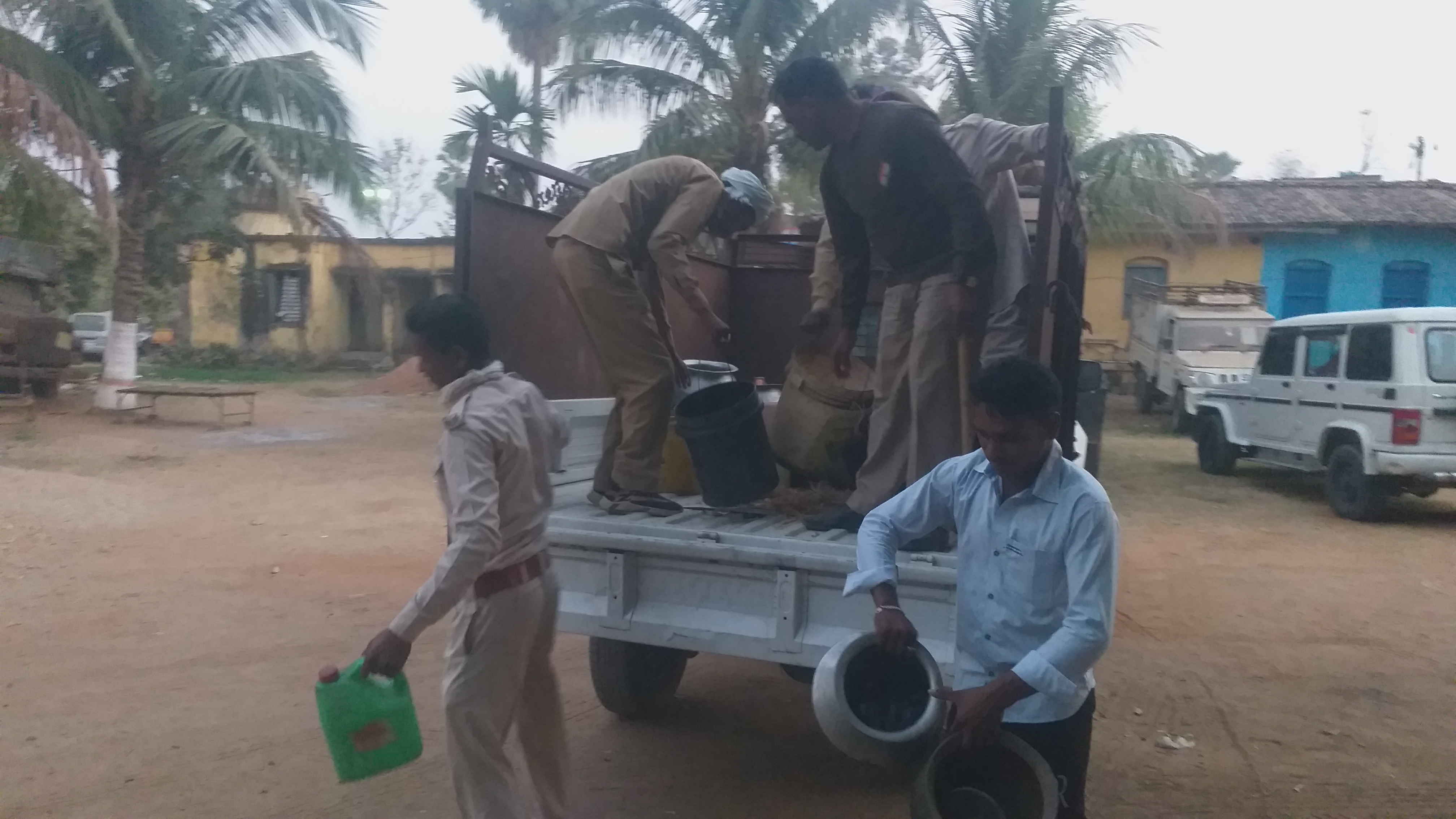 country liquor recovered in Jamui