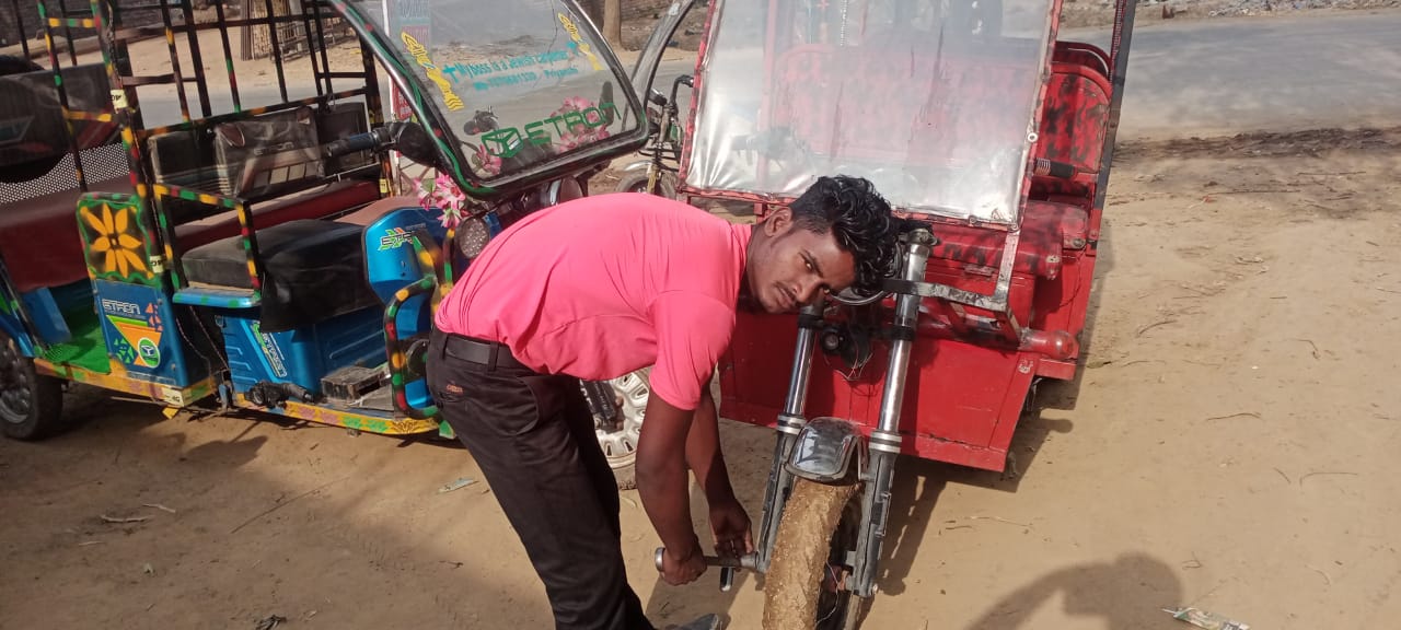 toto driver helped old man