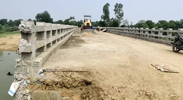 Karamnasha river bridge news today