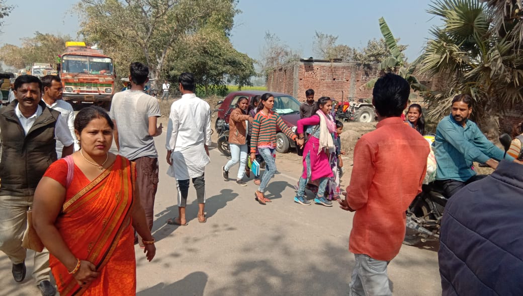 Villagers protest for road demand in Kaimur