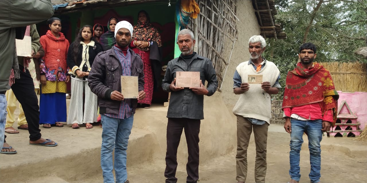 स्वतंत्रता सेनानी के तीनों बेटे.