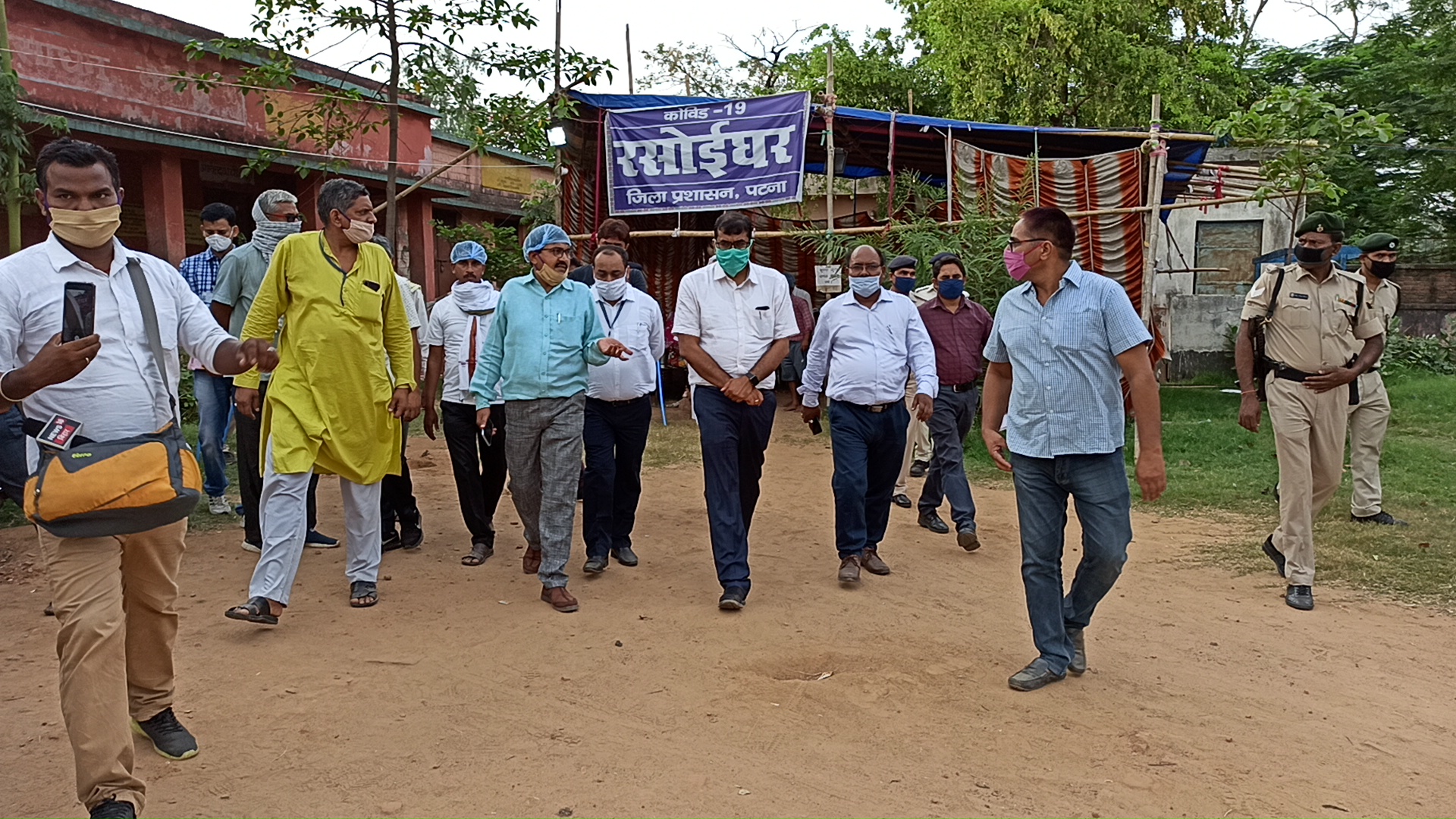 dm inspected quarantine center in bihta