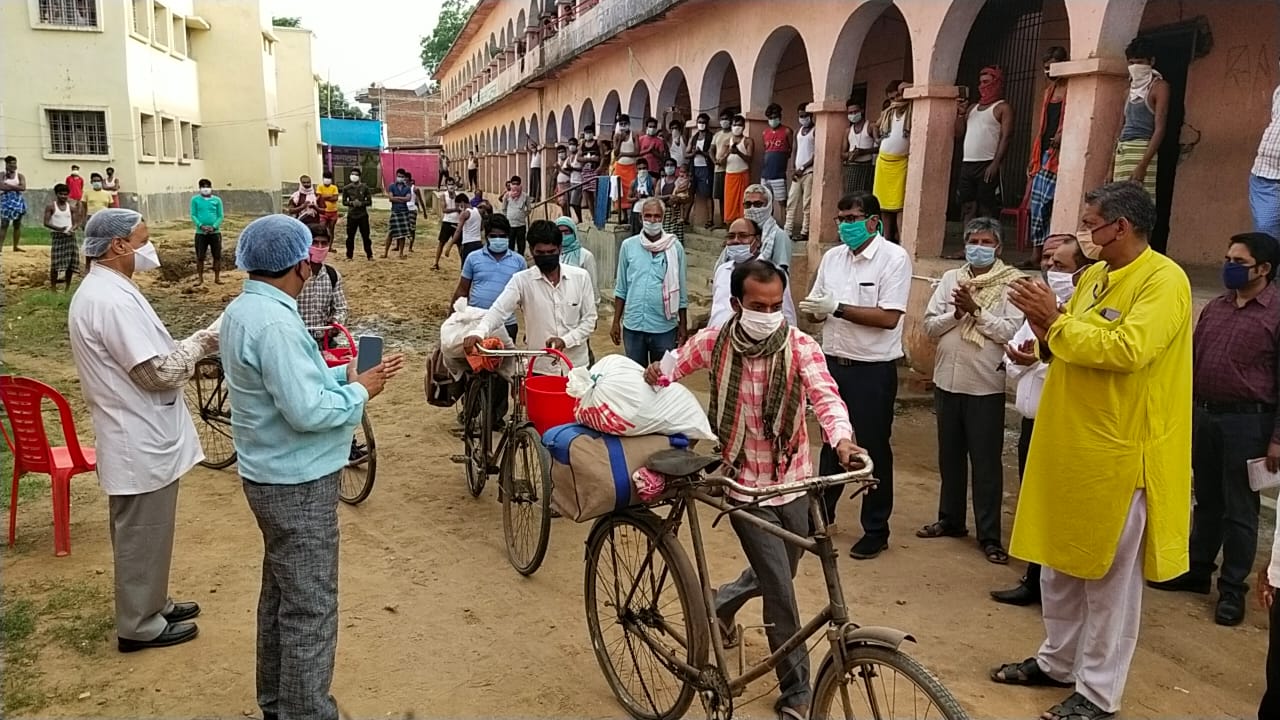 dm inspected quarantine center in bihta