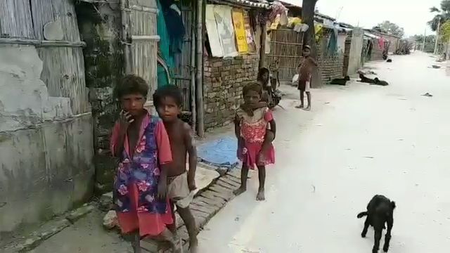 मुसहर टोला के बच्चे