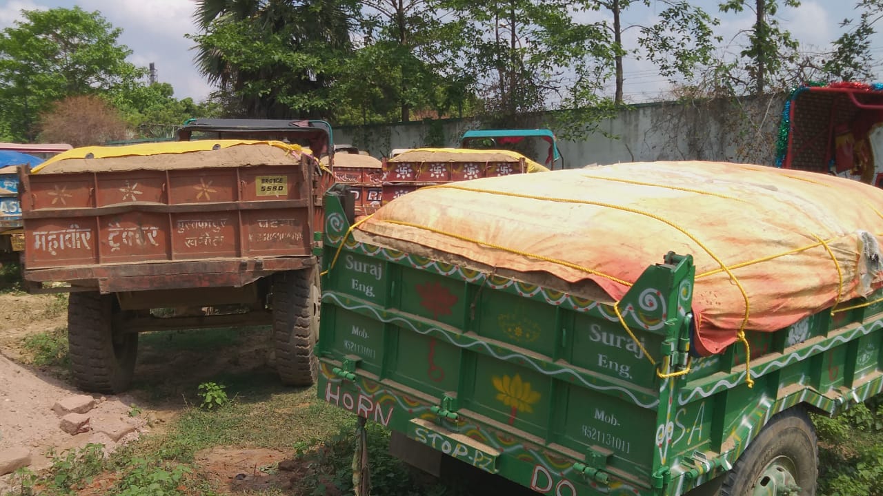 seized overloaded heavy vehicles