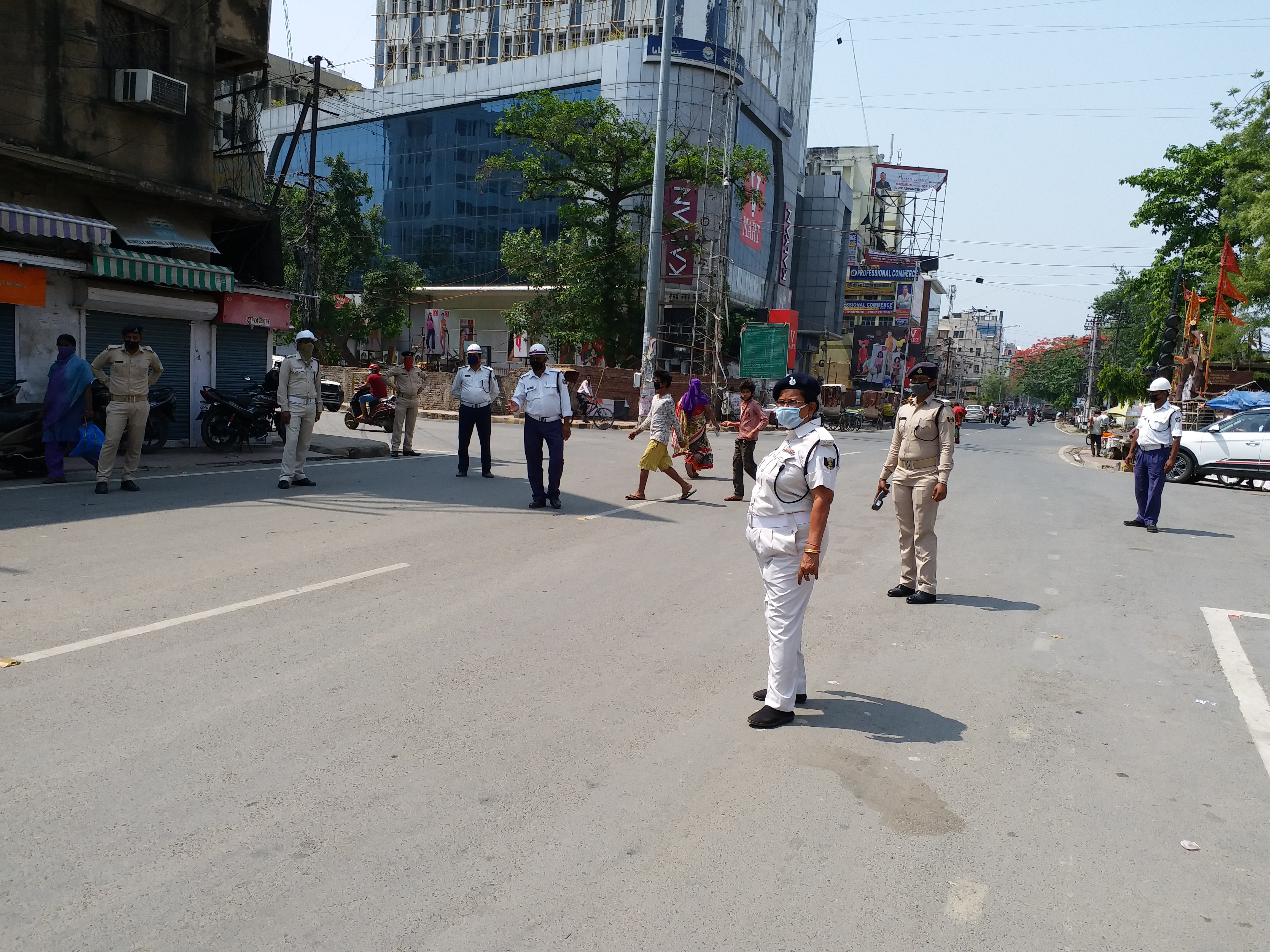 पुलिसकर्मी