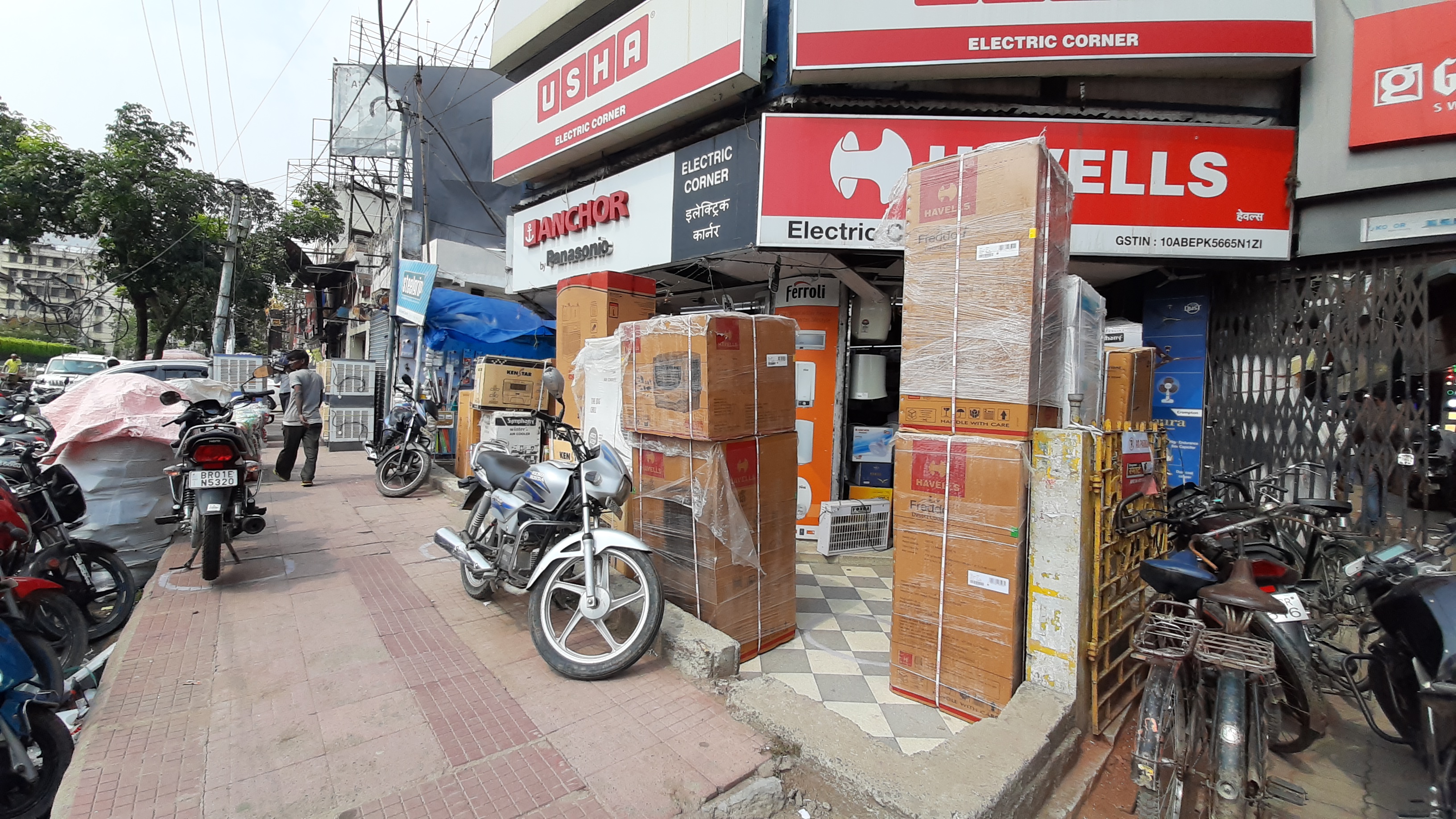 fan and cooler sales increase as electronics shop opens amid lockdown in patna