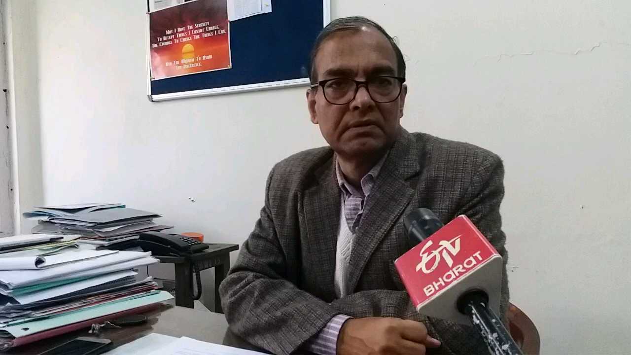 राजनीतिक विशेषज्ञ डीएम दिवाकर