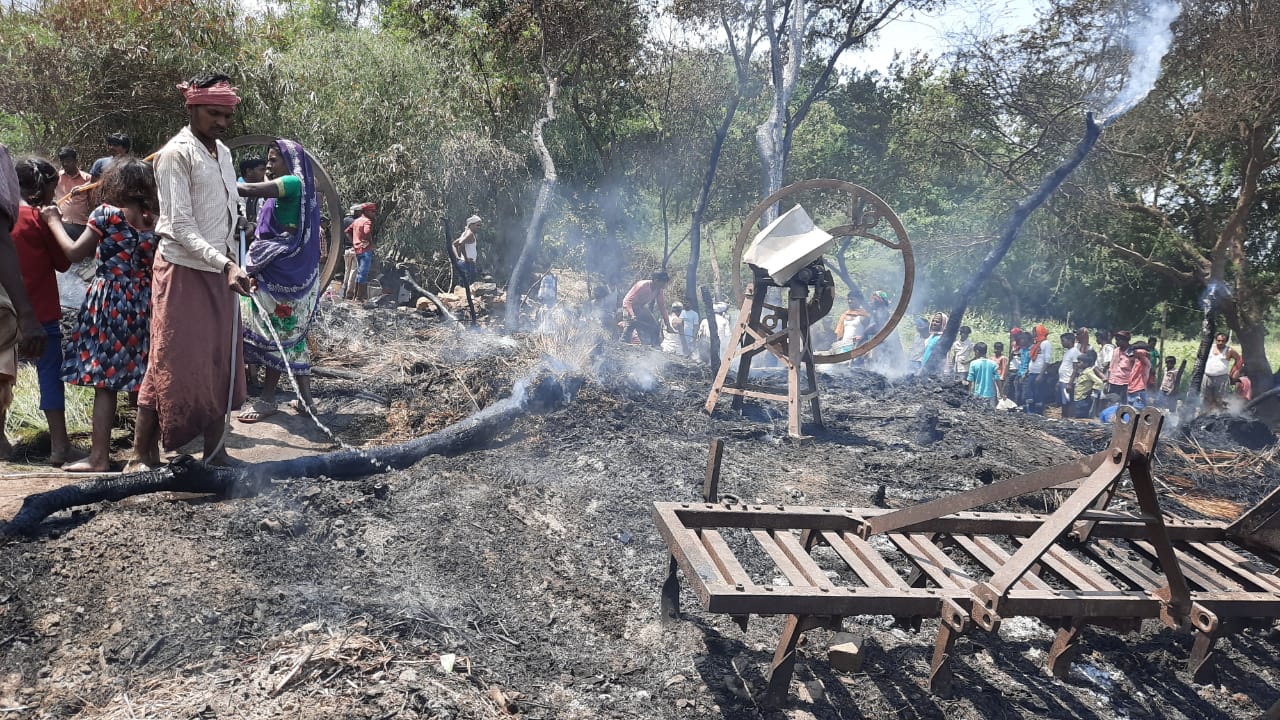 fire in bind toli of badh